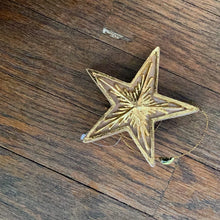 Vintage etoile wooden hand painted star